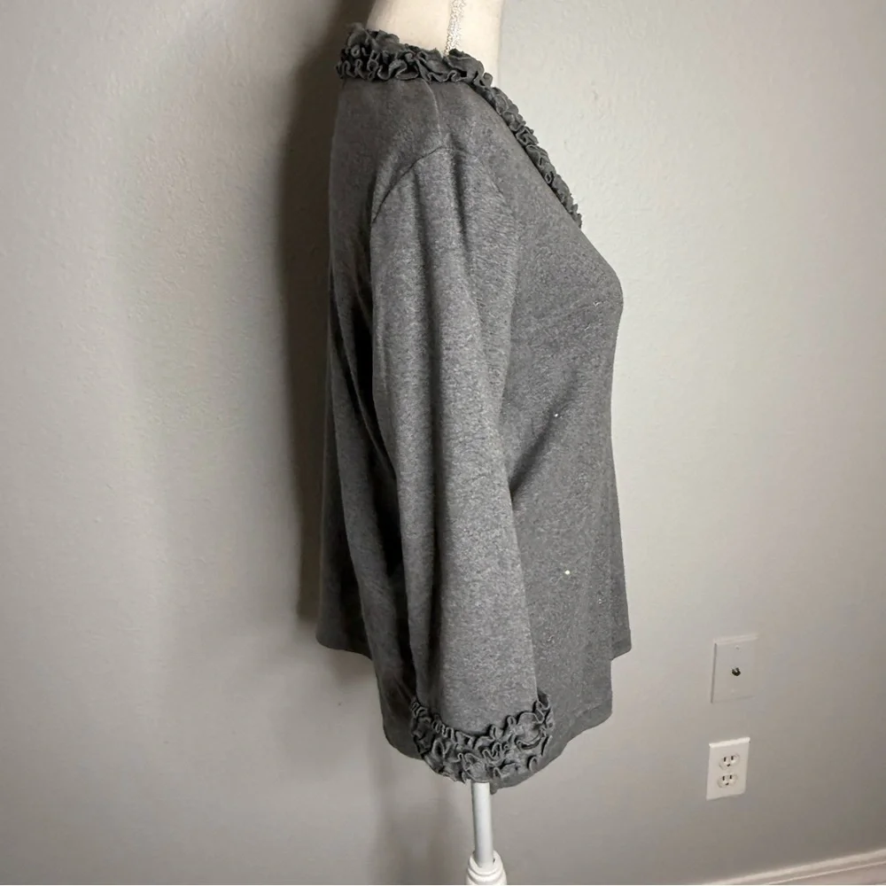 Quacker Factory Gray Ruffle V-Neck Rhinestone 3/4 Sleeve Cotton‎ Top Small